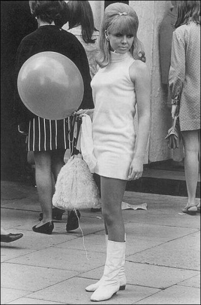 1960～70年代に大流行したミニスカートギャルたちの画像（38枚） - DNA