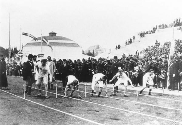1896年、アテネで開催された最初の近代オリンピックの競技写真や動画いろいろ