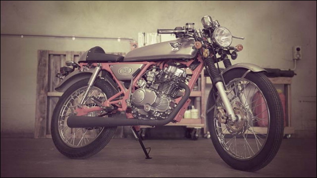 まさかのホンダ Crレーサー風デザイン 125ccの公道向け量産バイク Skyteam Ace Dna