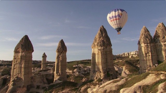 奇岩群 妖精の煙突 や古代地下都市など トルコ カッパドキアの魅力がギュッと詰まった映像 Lunar Landscapes Turkey Dna