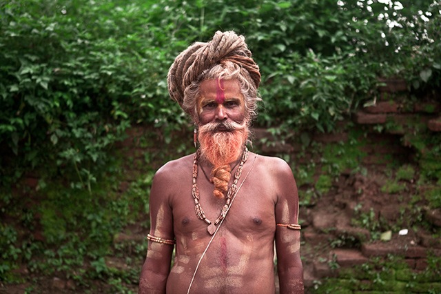 異形の修行僧、精神世界に生きるヒンズー教の「サドゥー」たちのポートレート集「SADHU HUNDRED」 - DNA