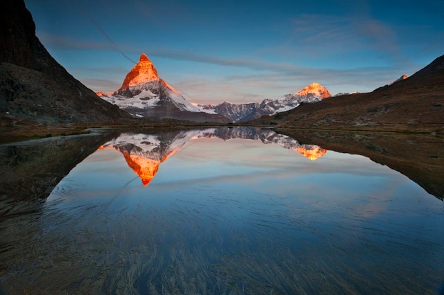 スイス・イタリア国境にそびえる山「マッターホルン」の際立って美しい瞬間を捉えた超美麗な写真いろいろ - DNA