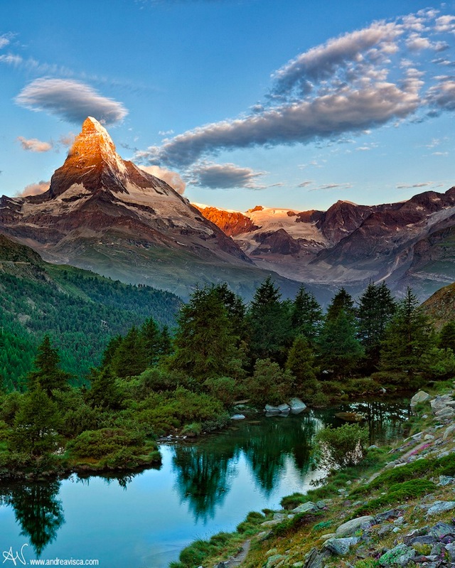 スイス・イタリア国境にそびえる山「マッターホルン」の際立って美しい瞬間を捉えた超美麗な写真いろいろ - DNA