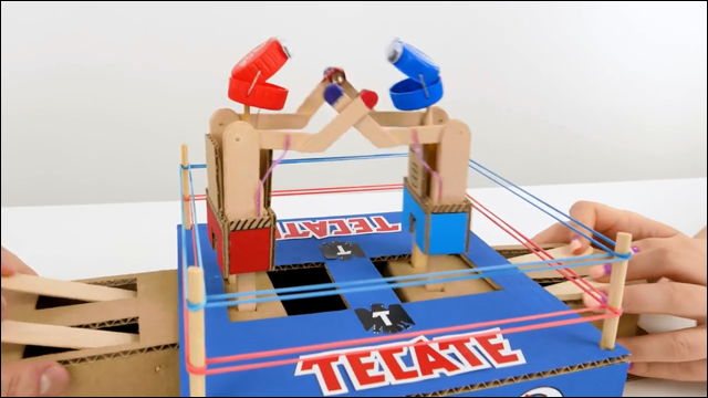 段ボールで作る対戦型ボクシングゲームの作り方を教えてくれる動画 Dna